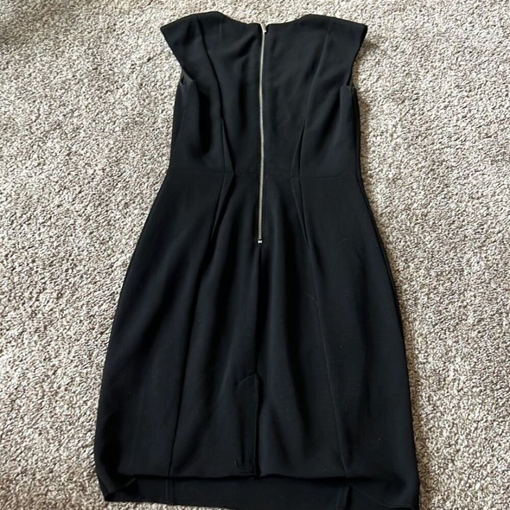 Black dress with silver zipper - Picture 4 of 4